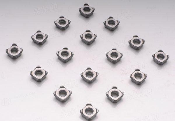 四方焊接螺母DIN928