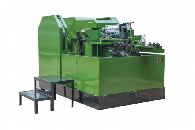 三模六冲螺丝冷镦机：ZY3625